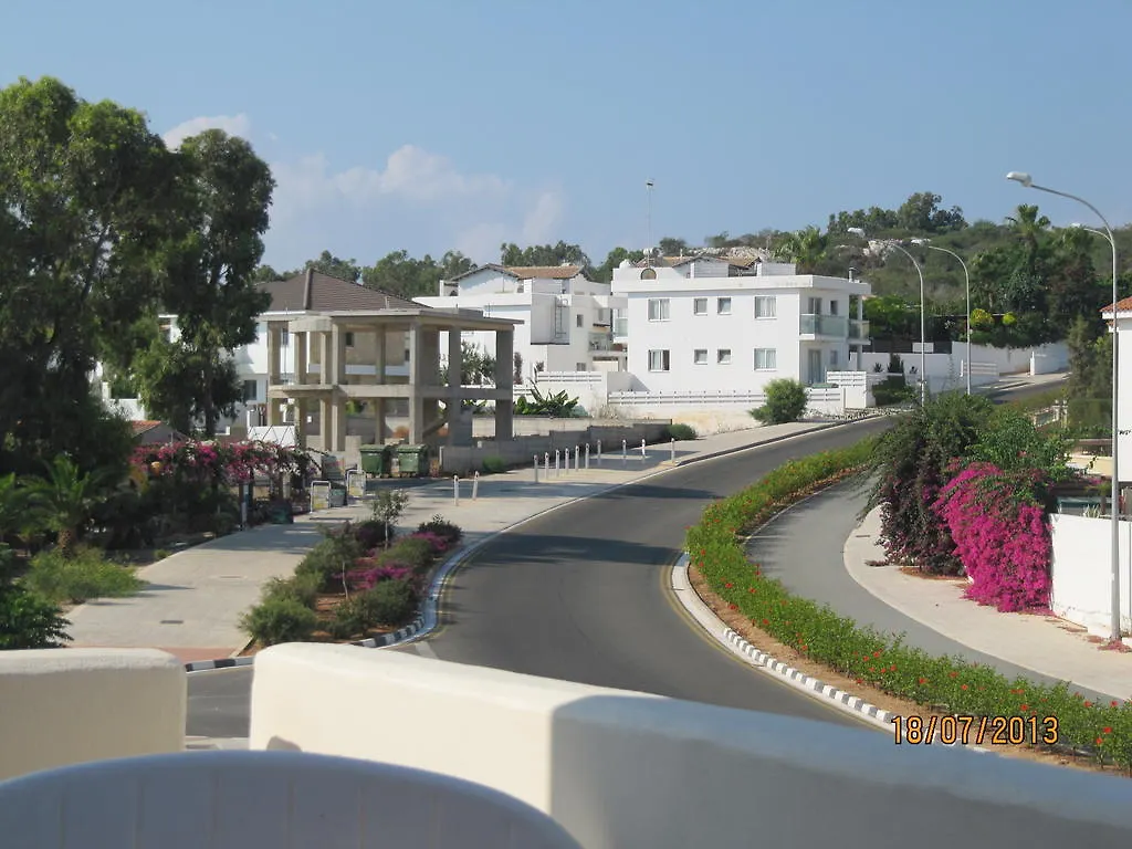 Sunny Holiday Apartments Protaras